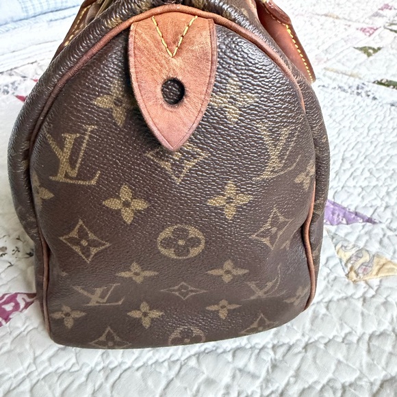 Louis Vuitton Monogram Speedy 25 - Picture 2 of 16